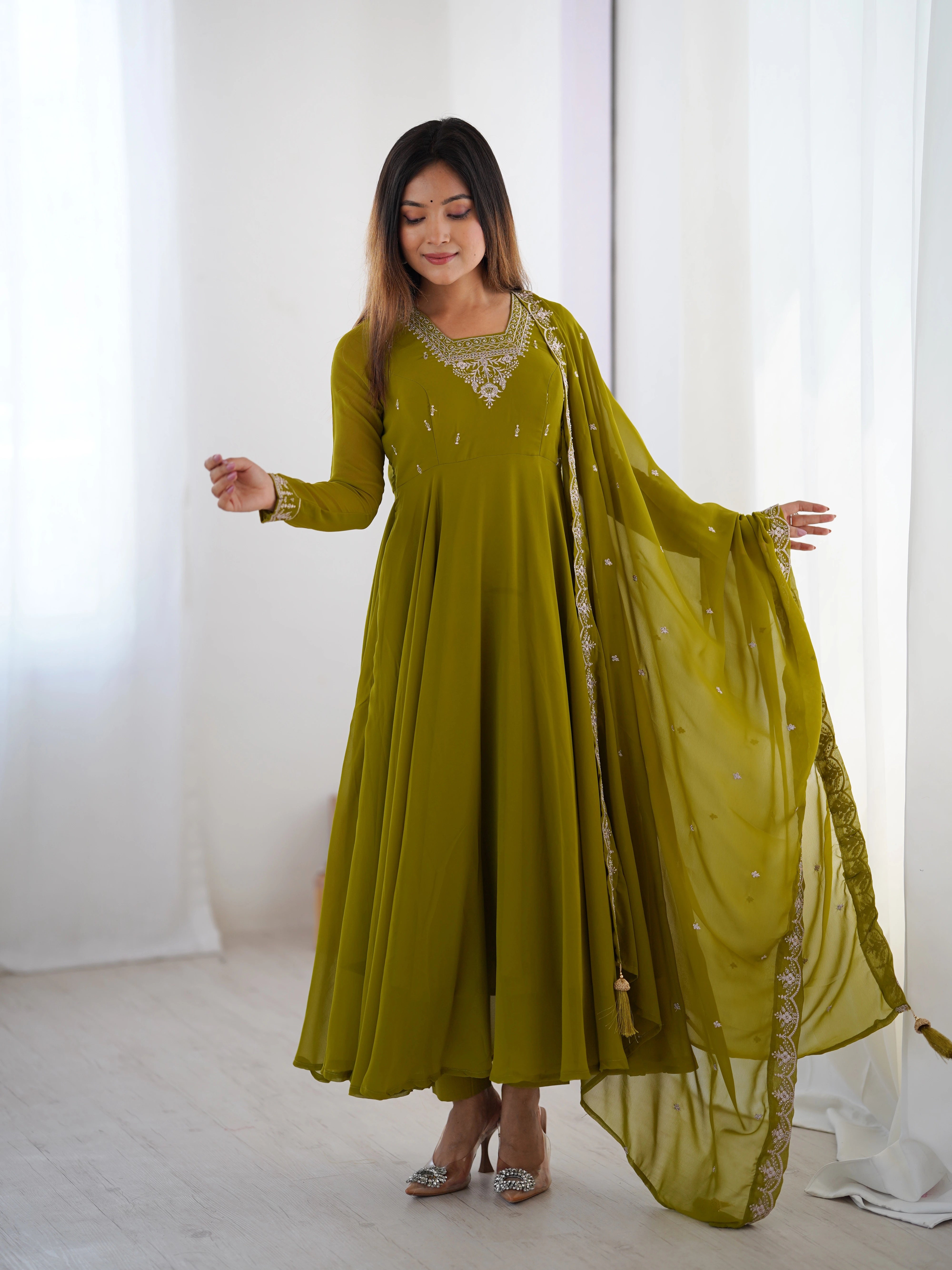Mehendi Zari Embroidery Fox Georgette Suit